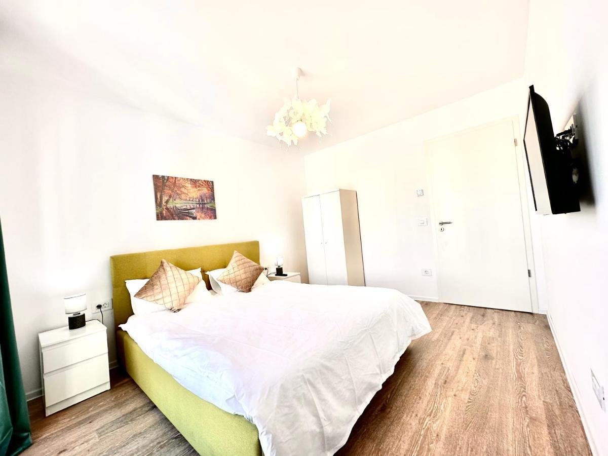 Kasper Coresi Mall - Rise Private Apartments & Suites Braszów Zewnętrze zdjęcie