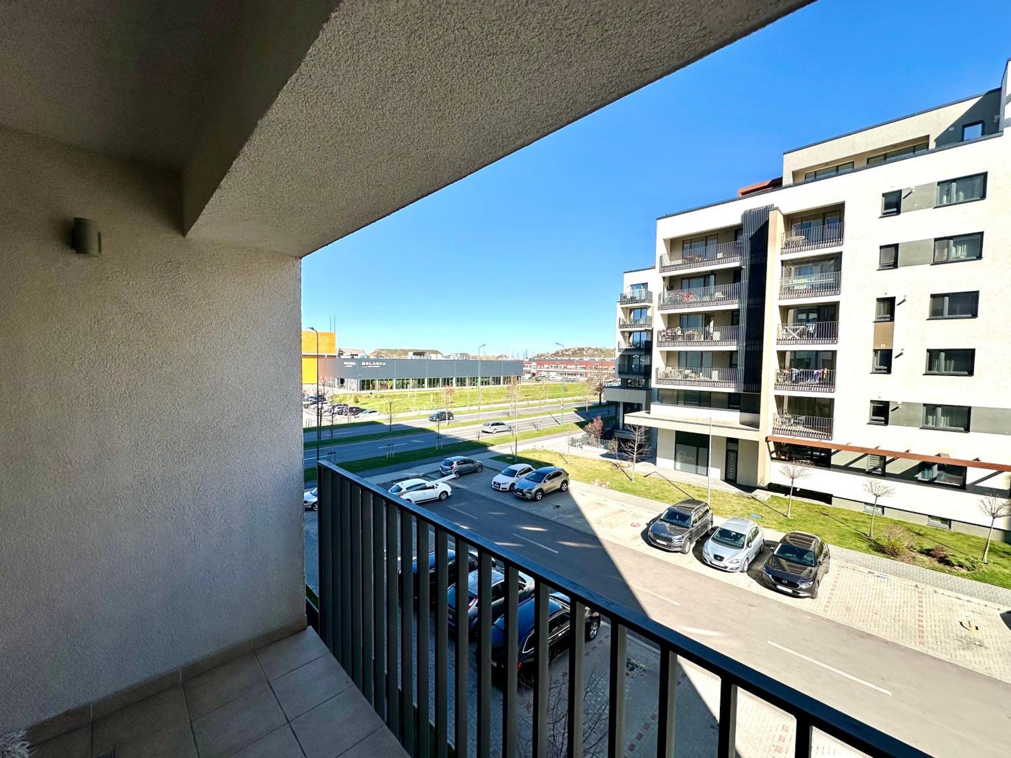 Kasper Coresi Mall - Rise Private Apartments & Suites Braszów Zewnętrze zdjęcie