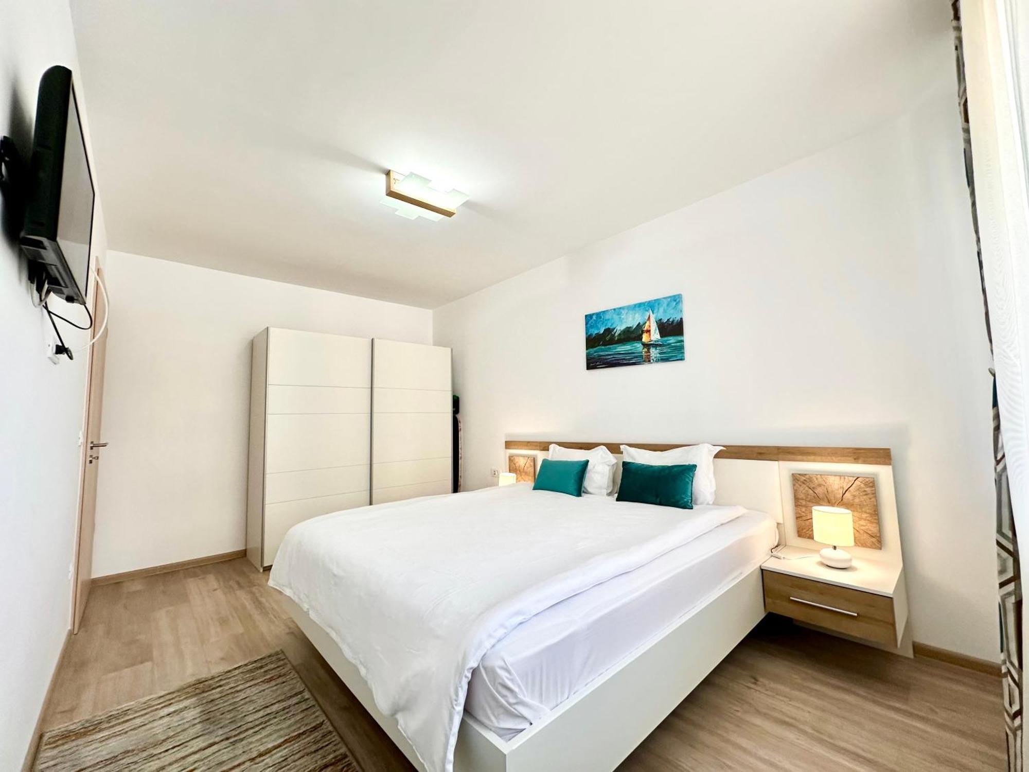 Kasper Coresi Mall - Rise Private Apartments & Suites Braszów Zewnętrze zdjęcie