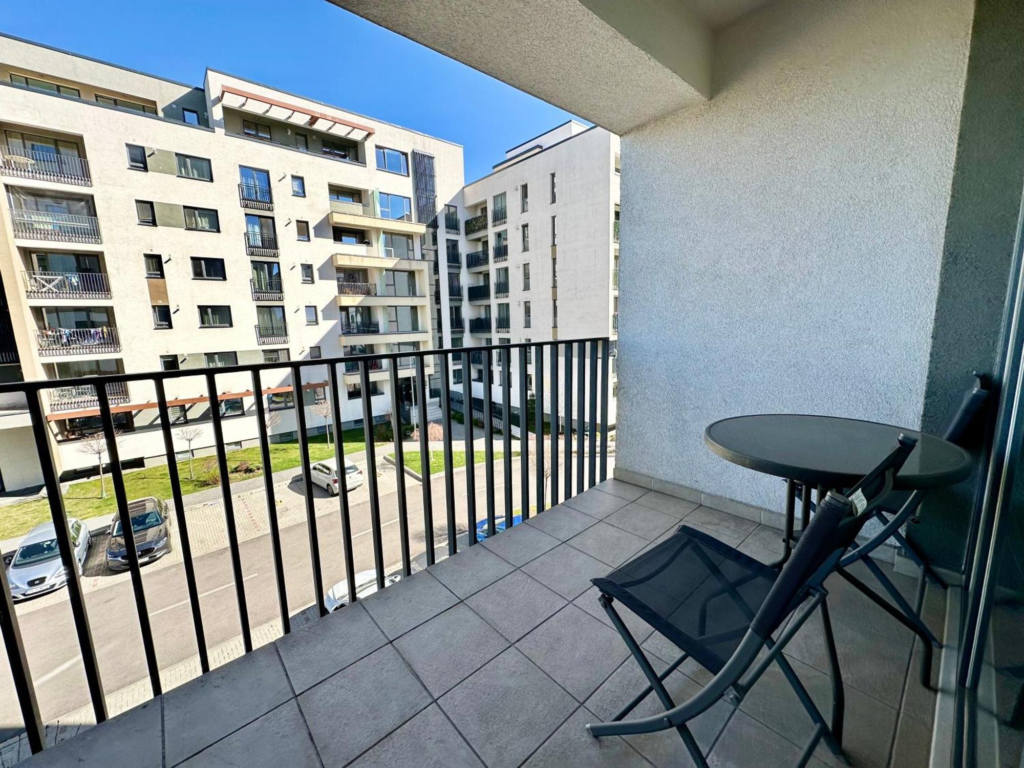 Kasper Coresi Mall - Rise Private Apartments & Suites Braszów Zewnętrze zdjęcie