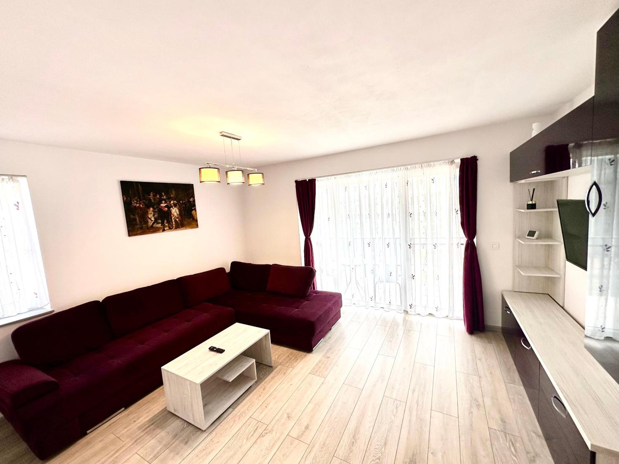 Kasper Coresi Mall - Rise Private Apartments & Suites Braszów Zewnętrze zdjęcie