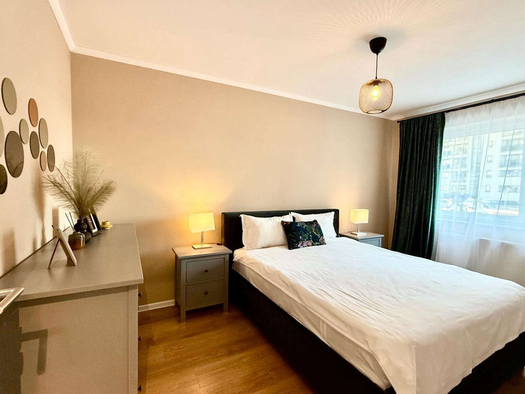 Kasper Coresi Mall - Rise Private Apartments & Suites Braszów Zewnętrze zdjęcie