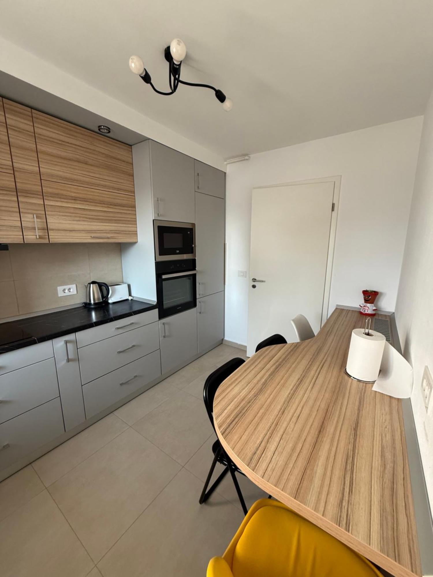 Kasper Coresi Mall - Rise Private Apartments & Suites Braszów Zewnętrze zdjęcie