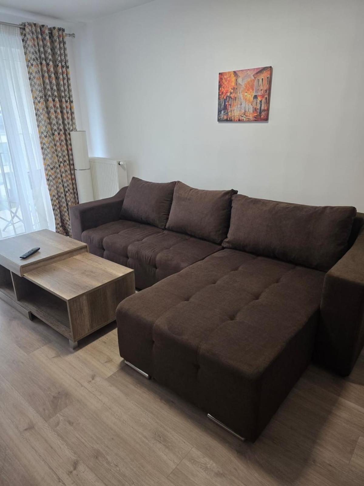 Kasper Coresi Mall - Rise Private Apartments & Suites Braszów Zewnętrze zdjęcie